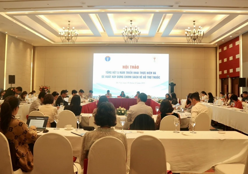 hỗ trợ thuốc cho người mắc bệnh hiểm nghèo