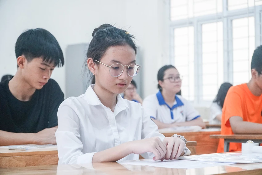 đề Văn thi vào lớp 10 bị lộ.jpg