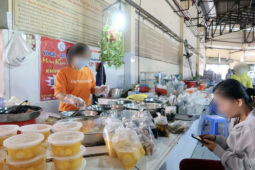 thức ăn đường phố