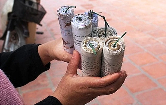 pháo tự chế