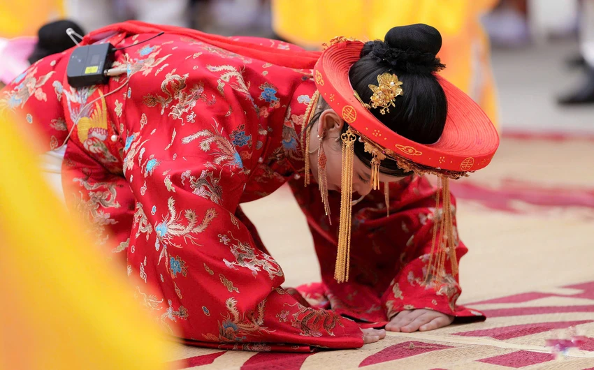 Tổ Mẫu Âu Cơ