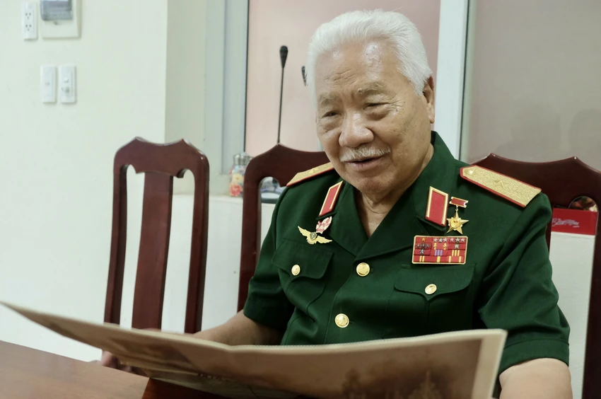 Thiếu tướng Nguyễn Đăng Kính được phong danh hiệu Anh hùng Lực lượng vũ trang nhân dân năm 2010. Ảnh: TT