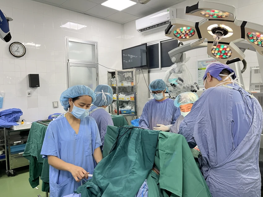 u túi nội dịch