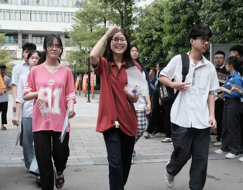 tuyển thẳng vào lớp 10