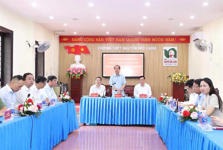 thi tốt nghiệp THPT 2025