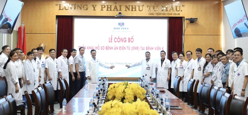 bệnh án điện tử