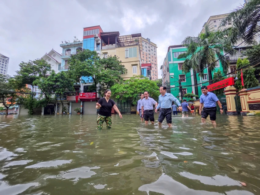 ứng phó với mưa lớn.jpg