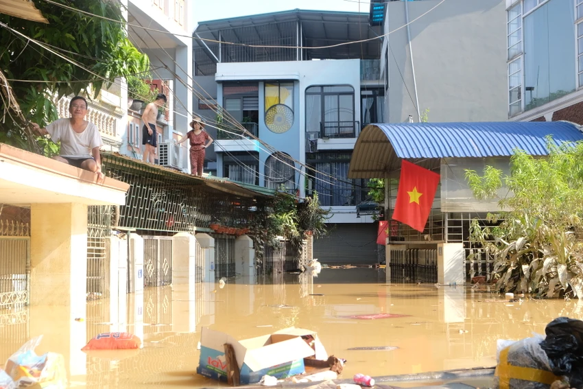 lũ lịch sử