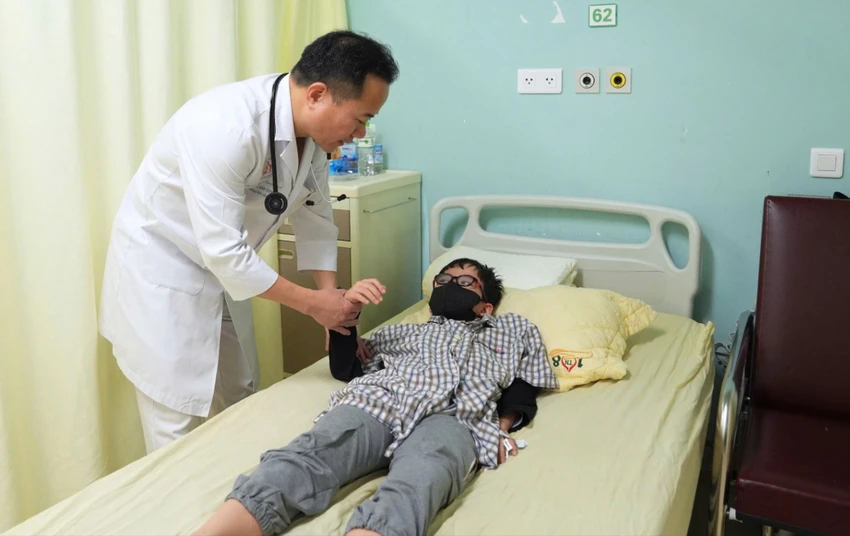 đột quỵ não.jpg