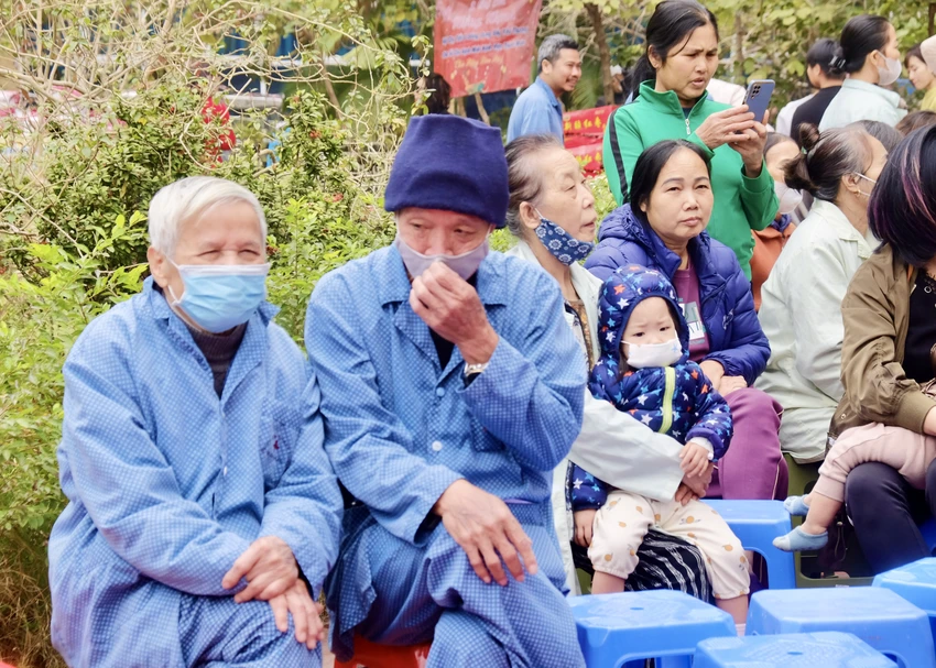 người cao tuổi.jpg