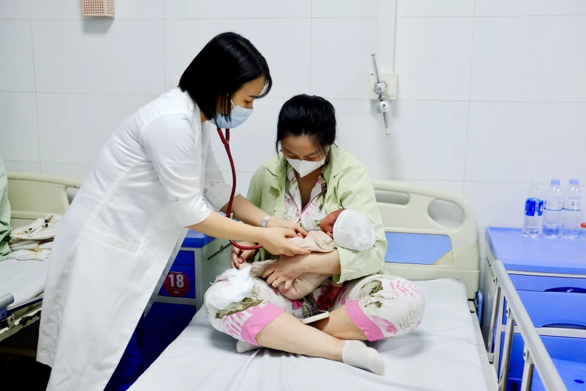 sàng lọc bẩm sinh.jpg