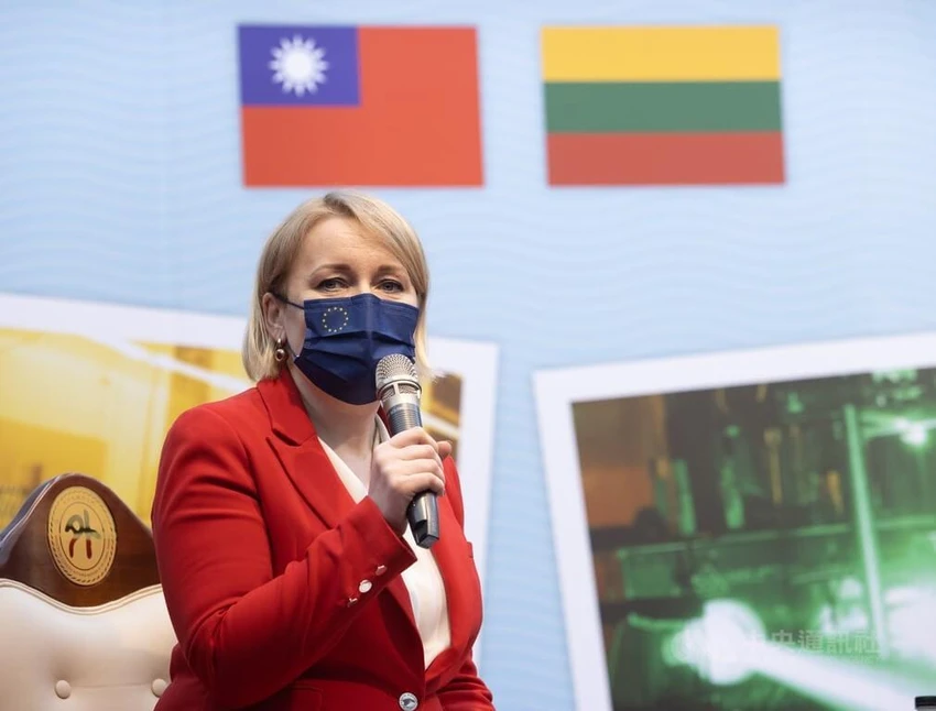 Thứ trưởng Bộ Kinh tế và Đổi mới Lithuania Jovita Neliupsiene. Ảnh: CNA Thứ trưởng Bộ Kinh tế và Đổi mới Lithuania Jovita Neliupsiene. Ảnh: CNA