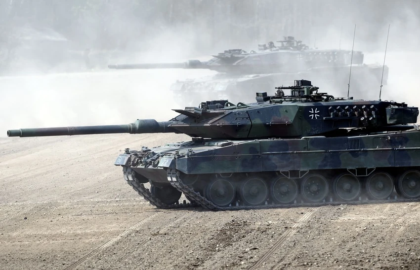 Ba Lan cam kết nước này sẽ gửi xe tăng Leopard 2 cho Ukraine. Ảnh: Fabian Bimmer/REUTERS Ba Lan cam kết nước này sẽ gửi xe tăng Leopard 2 cho Ukraine. Ảnh: Fabian Bimmer/REUTERS