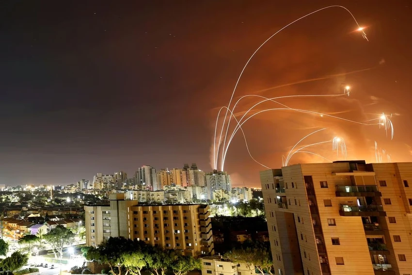 Israel cân nhắc gửi hệ thống phòng thủ tên lửa Iron Dome (Vòm sắt) cho Ukraine. Ảnh: Amir Cohen/REUTERS Israel cân nhắc gửi hệ thống phòng thủ tên lửa Iron Dome (Vòm sắt) cho Ukraine. Ảnh: Amir Cohen/REUTERS