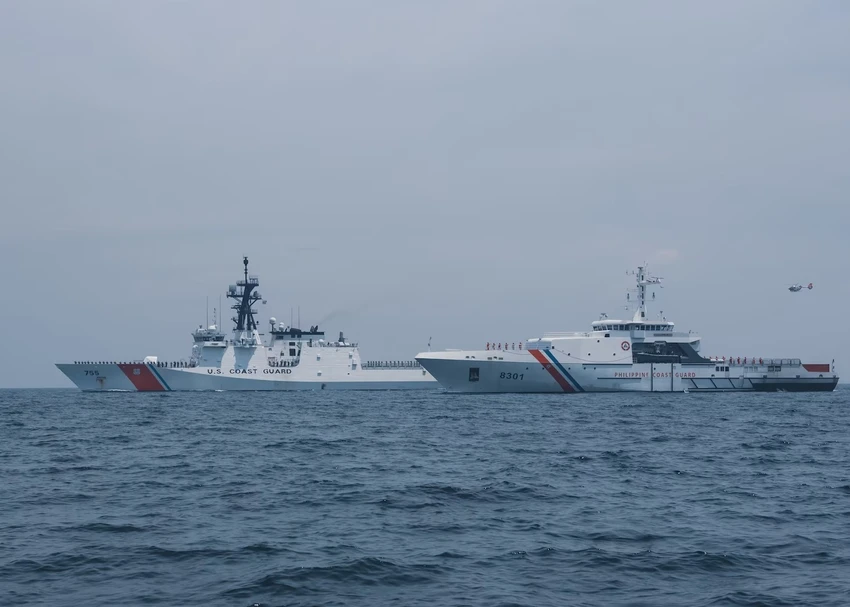 Mỹ, Philippines đồng ý nối lại hoạt động tuần tra hàng hải chung trên Biển Đông. Ảnh: U.S. 7th Fleet