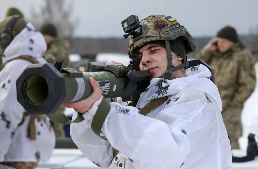 Trung Quốc quan ngại về việc viện trợ vũ khí hạng nặng cho Ukraine. Ảnh: Roman Baluk/REUTERS Trung Quốc quan ngại về việc viện trợ vũ khí hạng nặng cho Ukraine. Ảnh: Roman Baluk/REUTERS