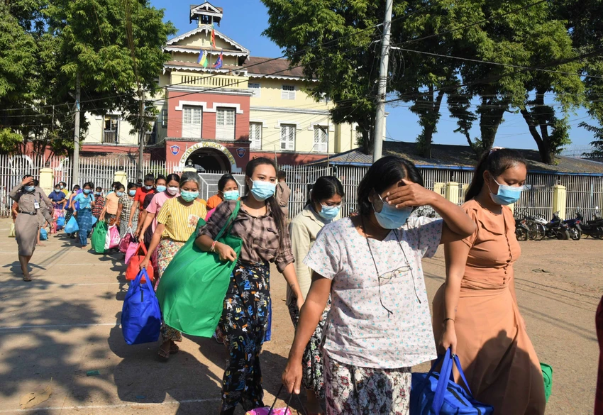 myanmar-an-xa-tu-nhan-9971.jpeg