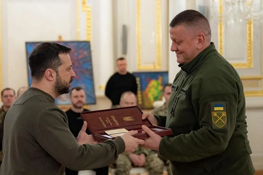 Ông Zelensky bổ nhiệm cựu Tổng tư lệnh Ukraine làm đại sứ tại Anh