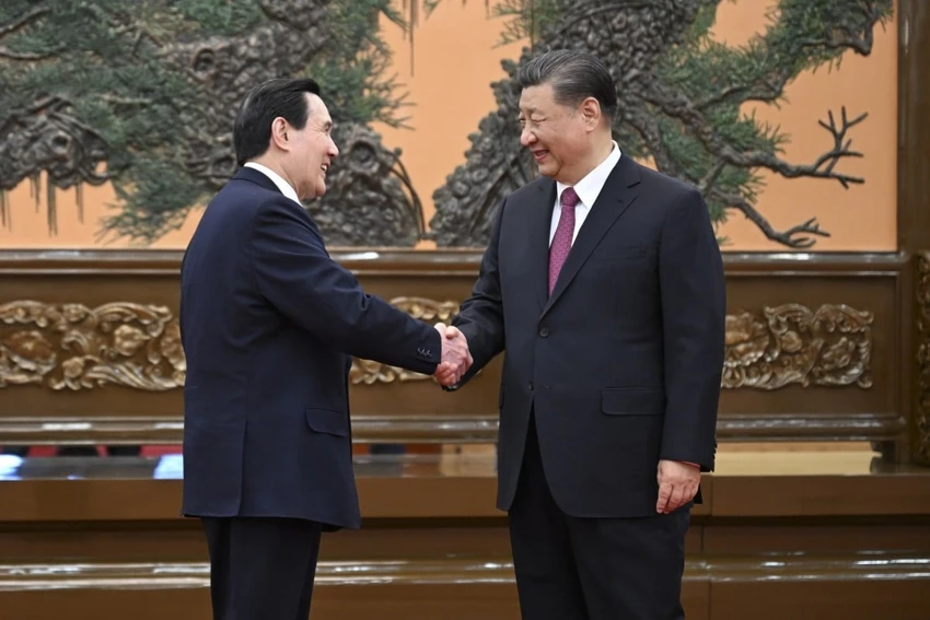 Ông Tập Cận Bình gặp ông Mã Anh Cửu tại Bắc Kinh.jpeg