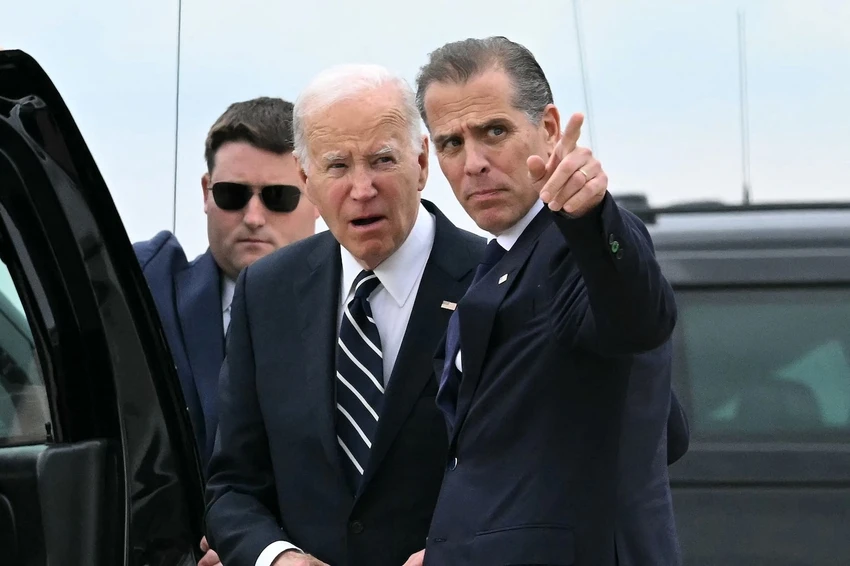 con trai Hunter Biden