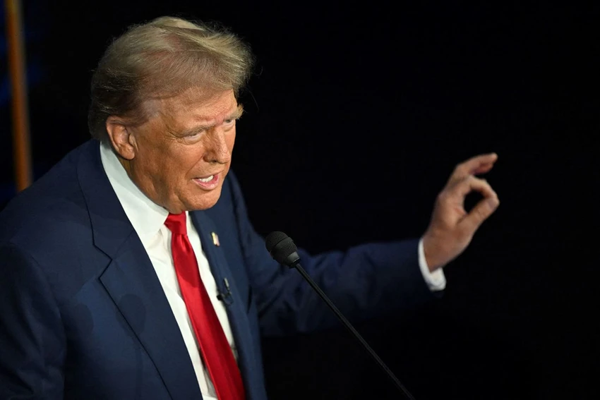 Trump - Harris.png