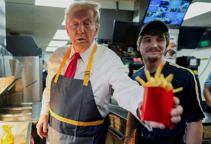 cửa hàng McDonald's.jpg
