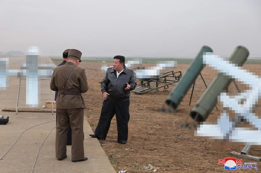 Lãnh đạo Triều Tiên ra lệnh sản xuất hàng loạt UAV tự sát