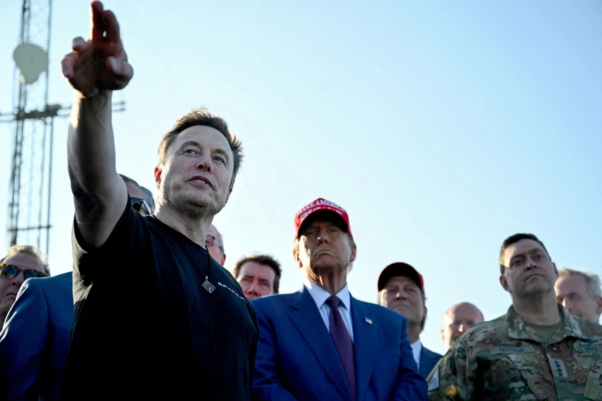 Ông Donald Trump và tỉ phú Elon Musk.jpg