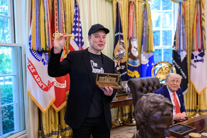 tỉ phú Elon Musk.jpg