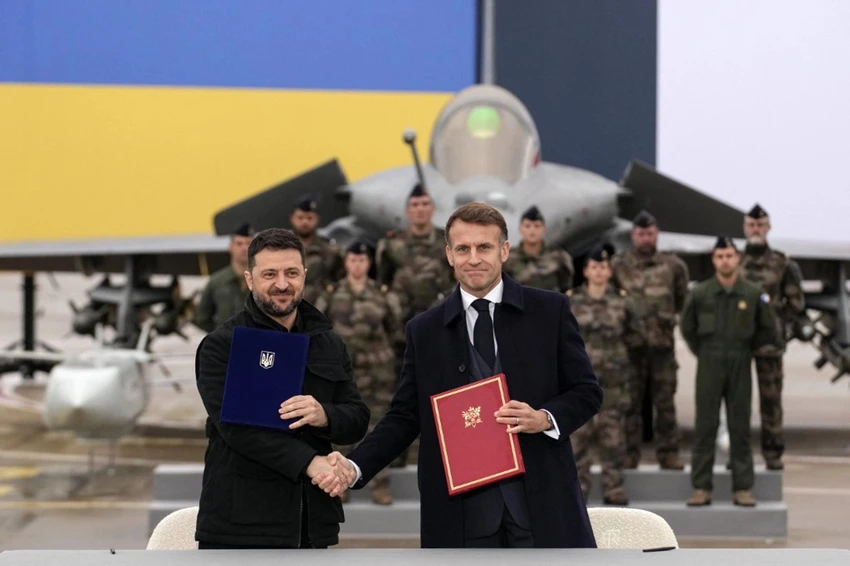 Tiêm kích Rafale.jpg