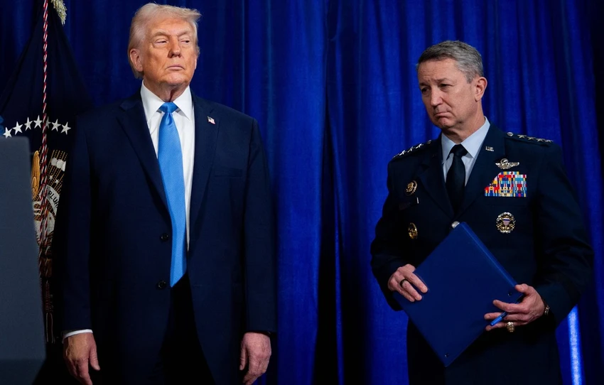 Tổng thống Mỹ Donald Trump tướng Mỹ Iran.jpg