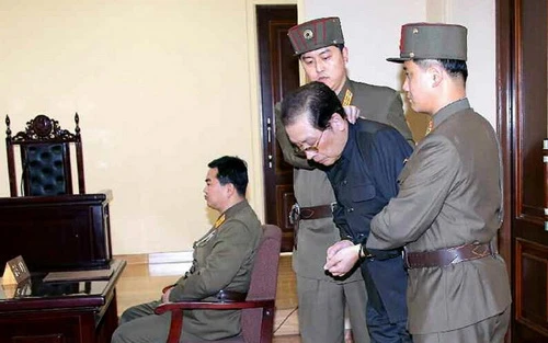 Truyền thông Hàn Quốc: Triều Tiên hành quyết cả nhà ông Jang Song-thaek ảnh 1 Truyền thông Hàn Quốc: Triều Tiên hành quyết cả nhà ông Jang Song-thaek ảnh 1