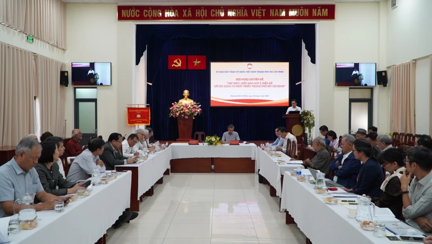 Toàn cảnh hội nghị. Ảnh: VT Toàn cảnh hội nghị. Ảnh: VT
