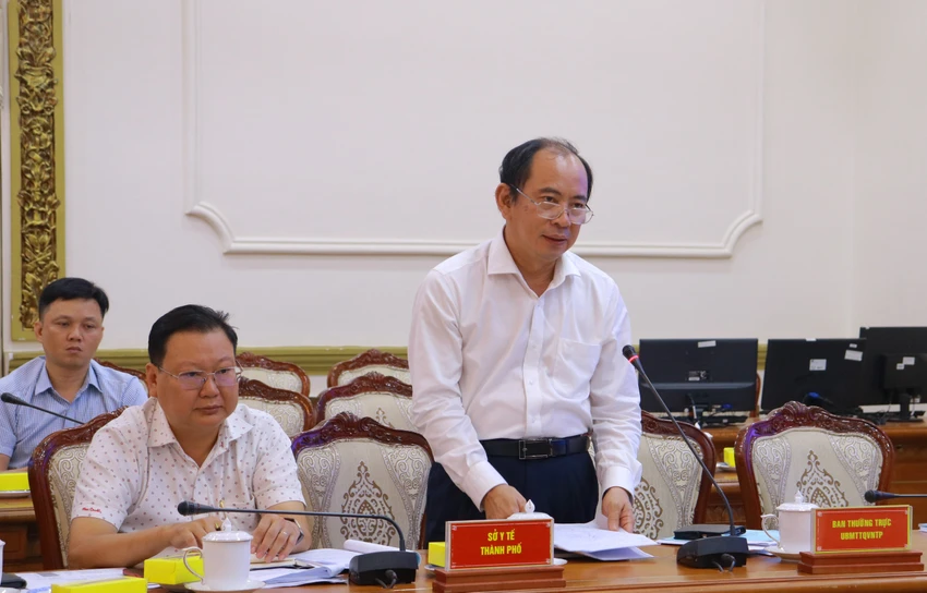 PGS.TS Tăng Chí Thượng, Giám đốc Sở Y tế TP.HCM nêu ý kiến tại buổi làm việc. Ảnh: VT PGS.TS Tăng Chí Thượng, Giám đốc Sở Y tế TP.HCM nêu ý kiến tại buổi làm việc. Ảnh: VT
