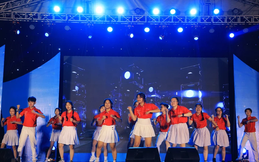 ngay hoi tan sinh vien 5.JPG