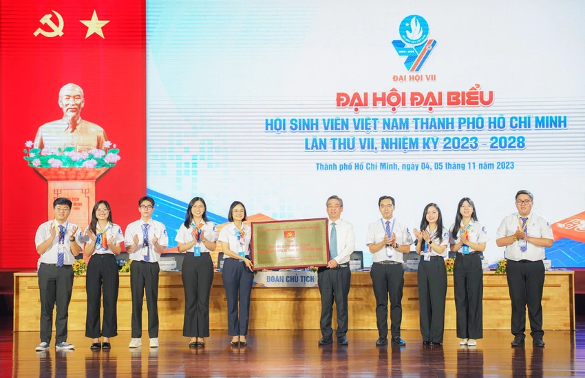 dai-hoi-sinh-vien-2.jpg