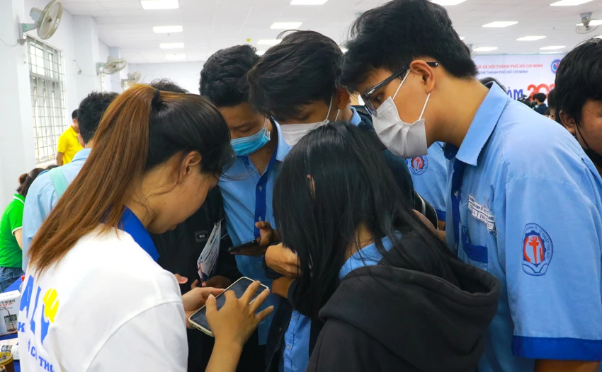 viec-lam-tp.hcm-13-tinh-dbscl-3.JPG