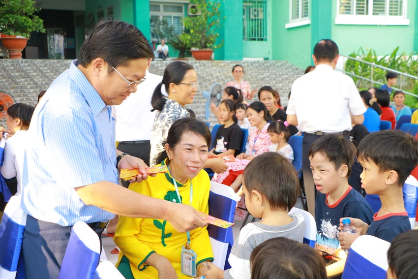 cham lo tet 5.JPG