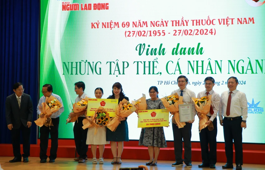 nguoi thay thuoc 8.JPG