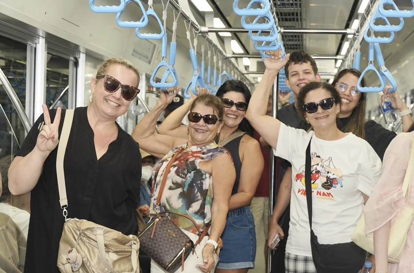 Tuyến Metro Bến Thành - Suối Tiên thu phí, người dân được thanh toán linh hoạt, di chuyển nhanh chóng