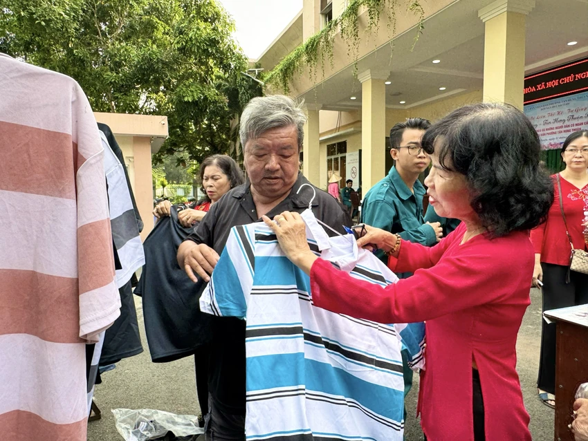 phiên chợ quê 0 đồng