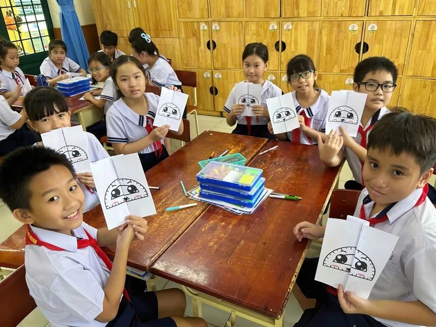 Phụ huynh cần lưu ý thời hạn thẻ BHYT của học sinh, sinh viên