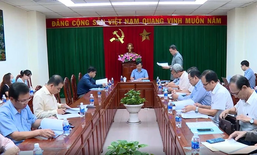 Chủ tịch UBND tỉnh Đồng Nai Cao Tiến Dũng chủ trì buổi làm việc. Ảnh: VH. Chủ tịch UBND tỉnh Đồng Nai Cao Tiến Dũng chủ trì buổi làm việc. Ảnh: VH.