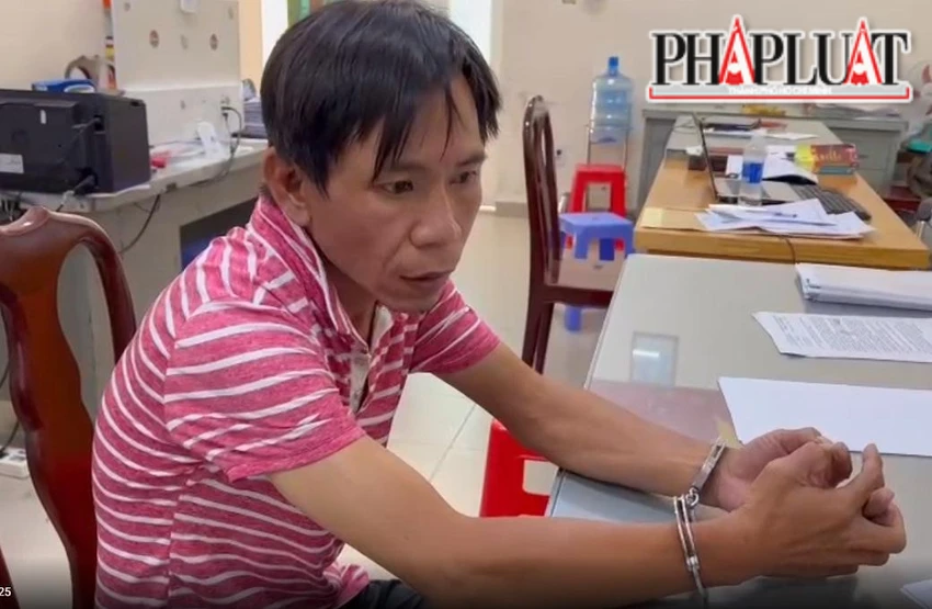 Hung thủ Lê Huy Dũng bị bắt giữ. Ảnh: VH. Hung thủ Lê Huy Dũng bị bắt giữ. Ảnh: VH.