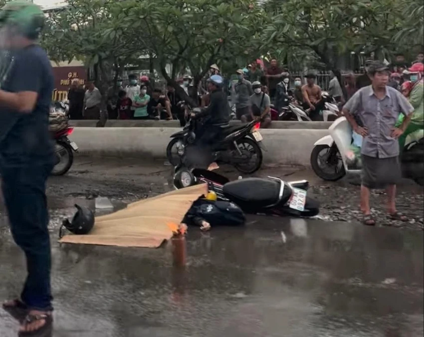 Hiện trường vụ tai nạn thương tâm. Ảnh: VH.