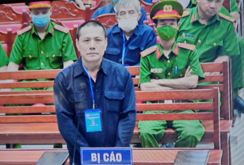 Bị cáo Đào Ngọc Viễn (54 tuổi, ngụ TP.HCM, giám đốc Công ty TNHH Đại Dương Hải Phòng (TP Hải Phòng) tại phiên tòa sơ thẩm. Ảnh: VŨ HỘI Bị cáo Đào Ngọc Viễn (54 tuổi, ngụ TP.HCM, giám đốc Công ty TNHH Đại Dương Hải Phòng (TP Hải Phòng) tại phiên tòa sơ thẩm. Ảnh: VŨ HỘI