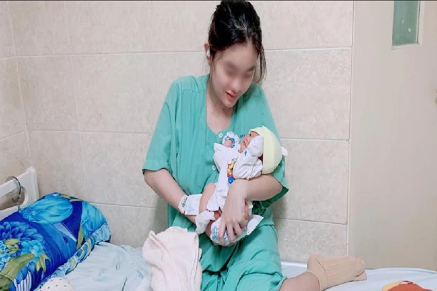 Sản phụ NKT đã hạ sinh bé gái nặng 3,4kg tại bệnh viện Đa khoa tỉnh Đồng Nai. Sản phụ NKT đã hạ sinh bé gái nặng 3,4kg tại bệnh viện Đa khoa tỉnh Đồng Nai.