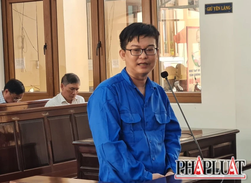 Bị cáo Nguyễn Hồng Đăng Khoa. Ảnh: VH. Bị cáo Nguyễn Hồng Đăng Khoa. Ảnh: VH.