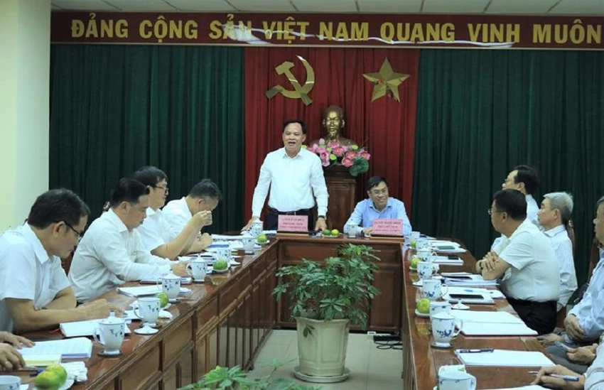 Phó Chủ tịch UBND tỉnh Đồng Nai Võ Tấn Đức phát biểu tại cuộc họp. Ảnh: CTTĐT Đồng Nai. Phó Chủ tịch UBND tỉnh Đồng Nai Võ Tấn Đức phát biểu tại cuộc họp. Ảnh: CTTĐT Đồng Nai.