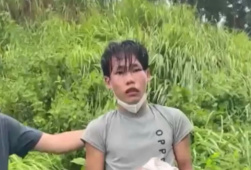 Nghi can Nguyễn Văn Trường bị bắt giữ. Ảnh: VH Nghi can Nguyễn Văn Trường bị bắt giữ. Ảnh: VH